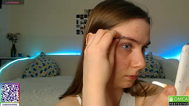 MurrrWorren online show from 14, 2, 2025