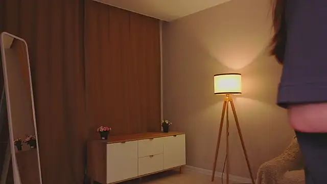 BettyBrowni online show from 3, 2, 2026