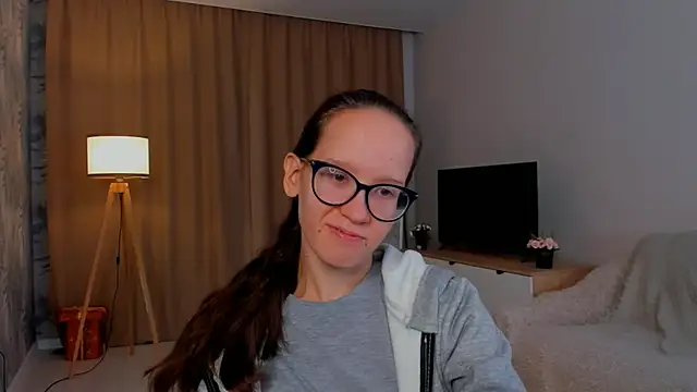 BettyBrowni online show from 14, 9, 2025