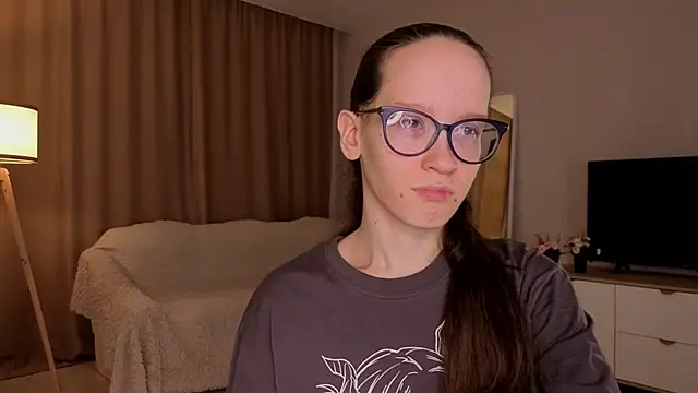 BettyBrowni online show from 11, 4, 2026