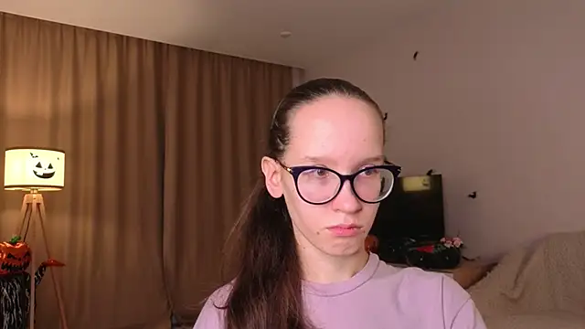 BettyBrowni online show from 12, 11, 2025