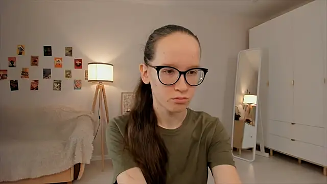 BettyBrowni online show from 19, 3, 2025