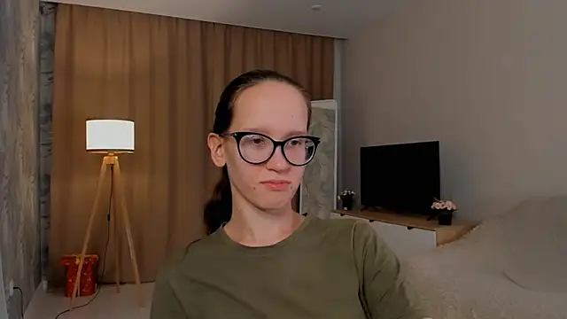 BettyBrowni online show from 19, 9, 2025