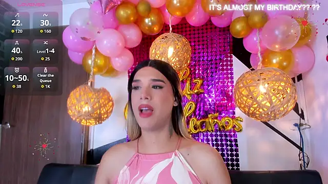 victoria aleia  online show from 31, 10, 2025