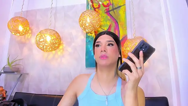 victoria aleia  online show from 10, 3, 2025