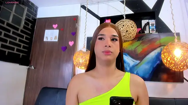 victoria aleia  online show from 28, 5, 2026