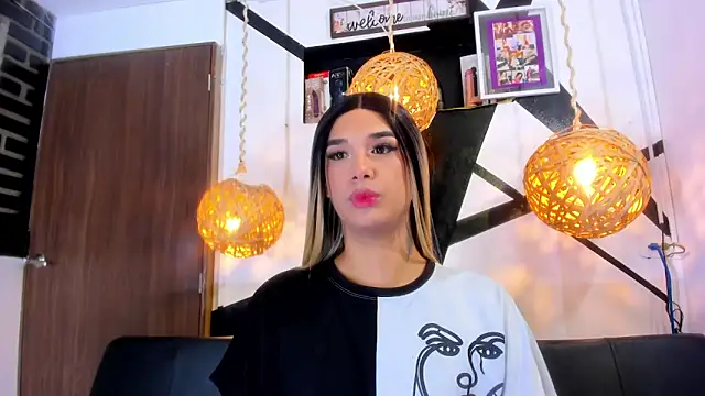 victoria aleia  online show from 27, 10, 2025