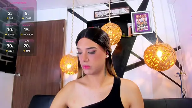 victoria aleia  online show from 27, 10, 2025