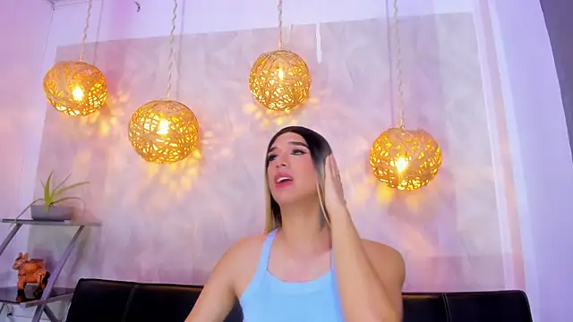 victoria aleia  online show from 17, 3, 2025