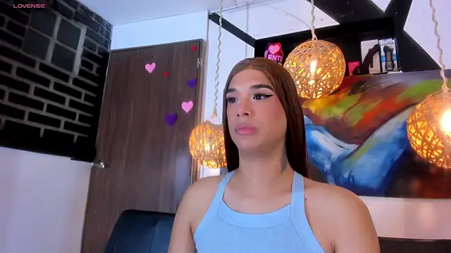victoria aleia  online show from 25, 5, 2026