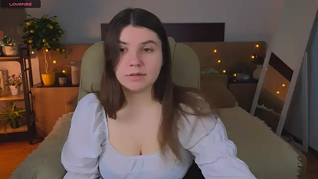 Viola  Shy online show from 5, 5, 2026