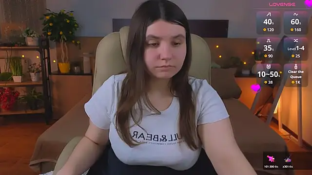 Viola  Shy online show from 28, 5, 2026