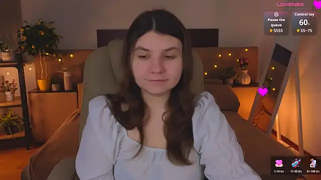 Viola  Shy online show from 3, 4, 2026