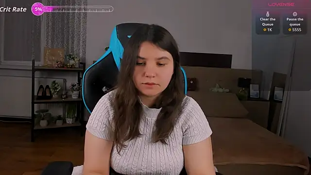 Viola  Shy online show from 27, 11, 2025