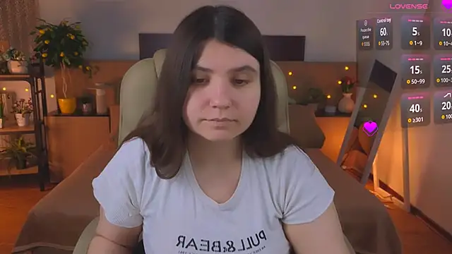Viola  Shy online show from 31, 5, 2026