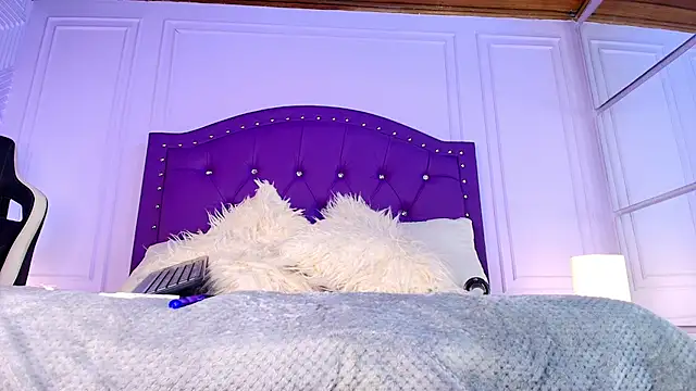 Snapshot of sarah_banks1 chatting on 3, 3, 2026 sarah banks1 online show from 3, 3, 2026