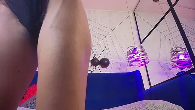 sarah banks1 online show from 18, 12, 2025