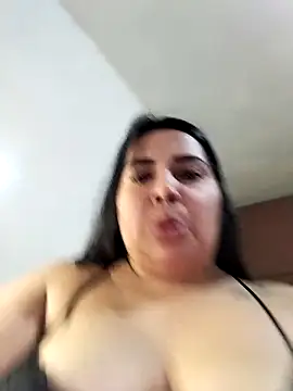 Snapshot of AvaChannel chatting on 30, 10, 2025 AvaChannel online show from 30, 10, 2025