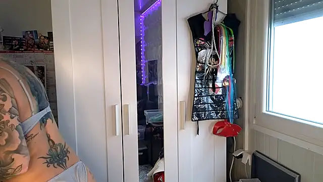 Tatjana Sue online show from 23, 2, 2026