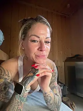 Tatjana Sue online show from 4, 4, 2026