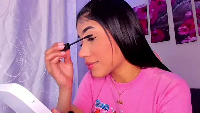 Alissarhys26 online show from 9, 12, 2024