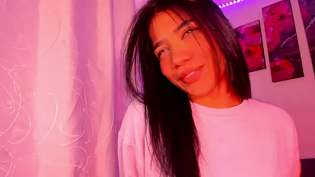 Alissarhys26 online show from 4, 3, 2025