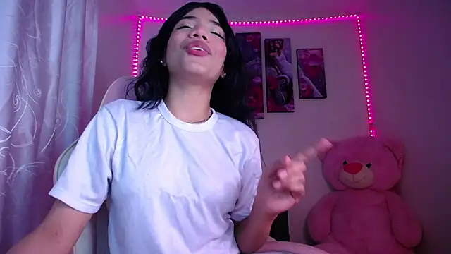 Alissarhys26 online show from 6, 2, 2025