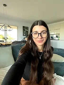 Wildberry  online show from 28, 10, 2025