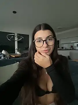 Wildberry  online show from 18, 10, 2025