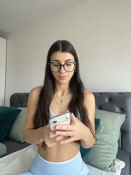 Wildberry  online show from 10, 2, 2026