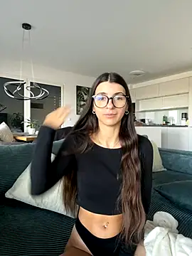 Wildberry  online show from 18, 11, 2025