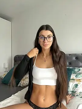 Wildberry  online show from 15, 10, 2025