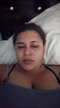 twocurvylatins online show from 2, 3, 2025