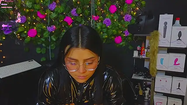 Sweett Mollyy online show from 25, 4, 2026
