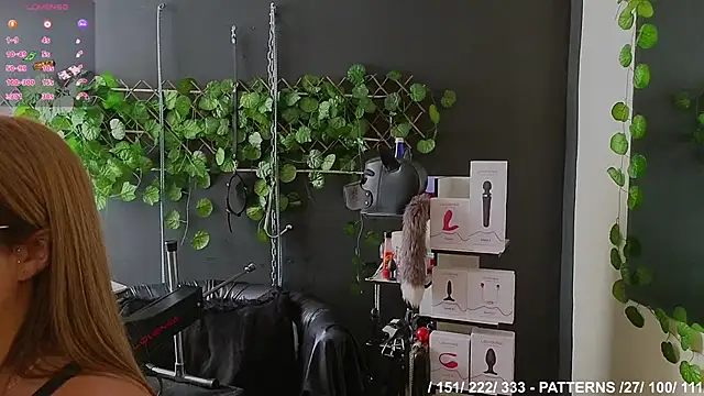 Sweett Mollyy online show from 16, 10, 2025