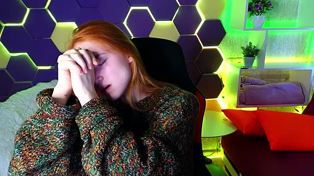 erikabrian online show from 17, 12, 2024