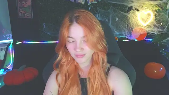 erikabrian online show from 28, 10, 2025