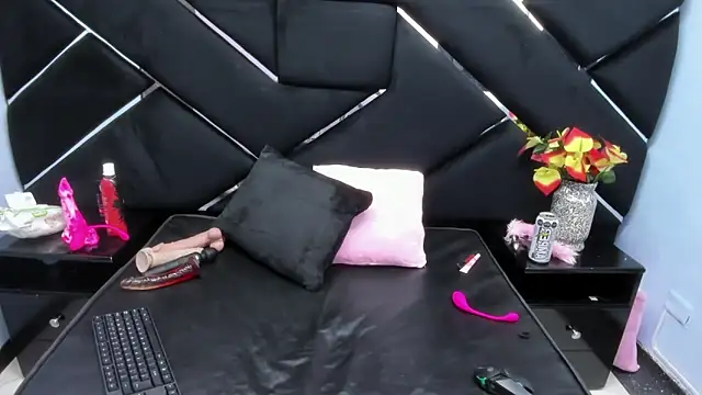 ChloeRosey online show from 10, 9, 2025