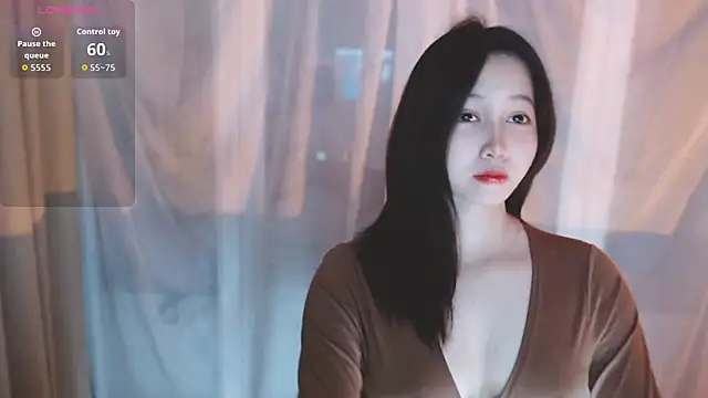 Lin SiYee online show from 16, 10, 2025