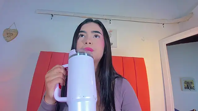 valen rose0 online show from 2, 12, 2025