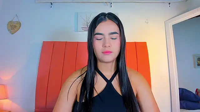 valen rose0 online show from 5, 11, 2025