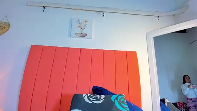 valen rose0 online show from 12, 9, 2025