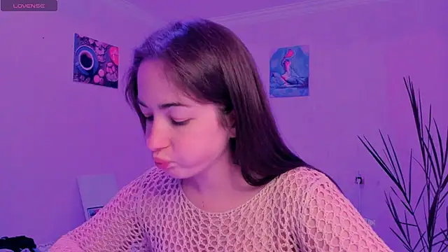 cClandesTina online show from 30, 9, 2025