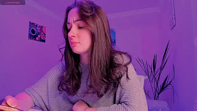 cClandesTina online show from 26, 9, 2025