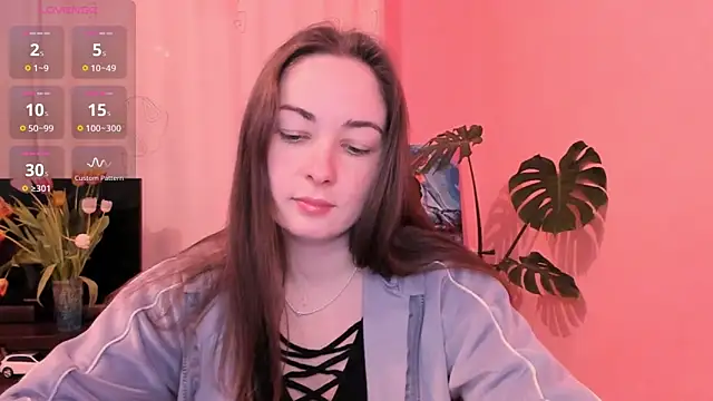 cClandesTina online show from 10, 3, 2025