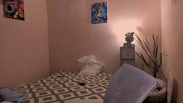 cClandesTina online show from 29, 10, 2025