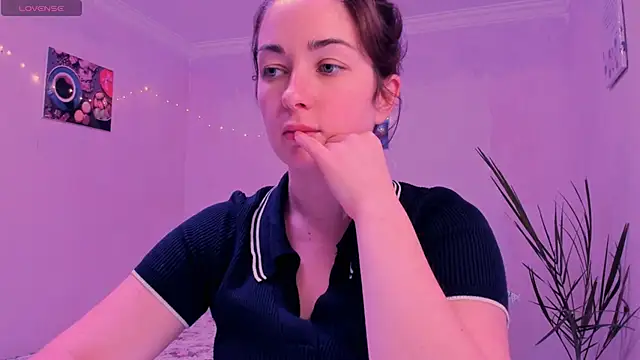 cClandesTina online show from 3, 10, 2025