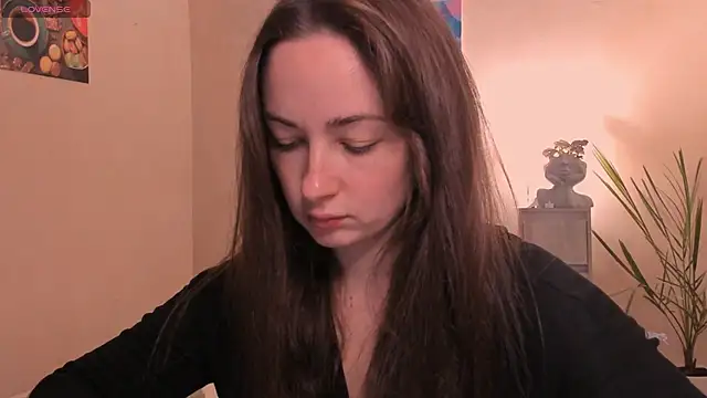 cClandesTina online show from 2, 11, 2025