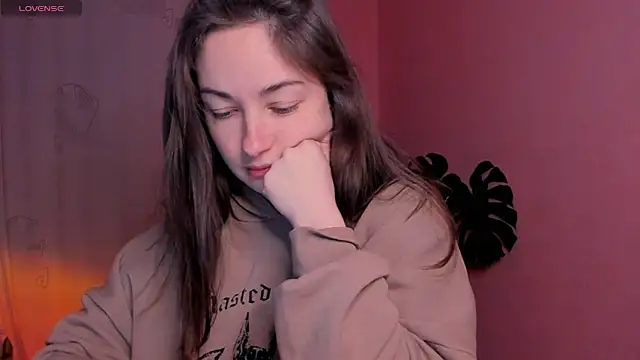 cClandesTina online show from 16, 3, 2025