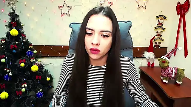 Snapshot of _your_fantasy_girl chatting on 21, 12, 2024 your fantasy girl online show from 21, 12, 2024